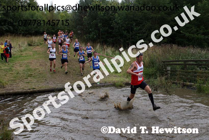 Senior mens Start Fitness North Eastern Harrier League, Tanfield, County Durham. Photo: David T. Hewitson/Sports for All Pics